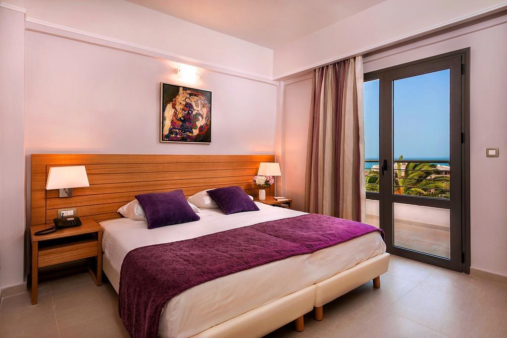 Porto Platanias Village Resort Phòng bức ảnh