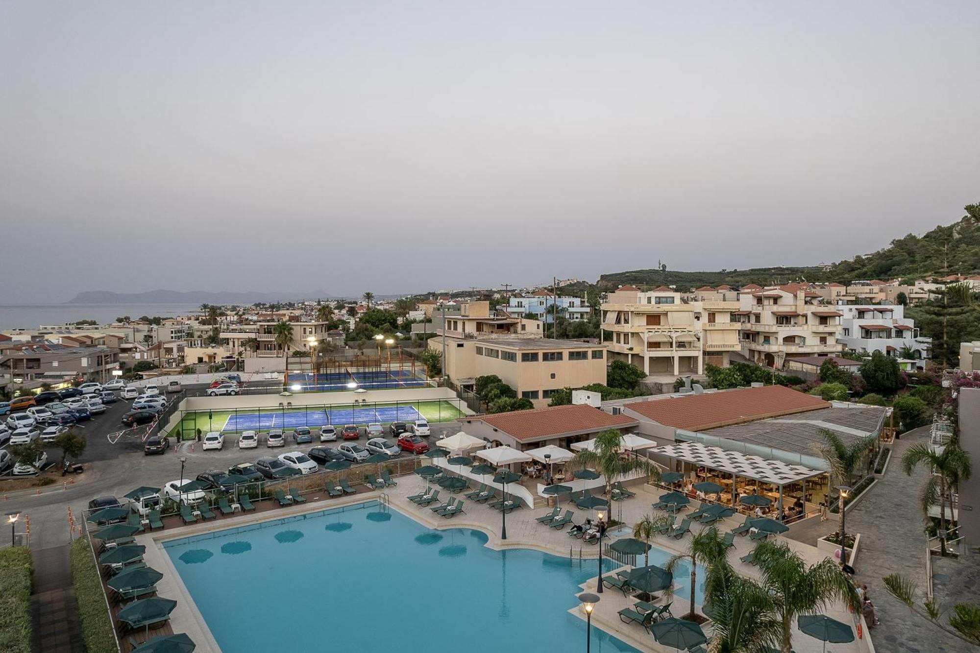 Porto Platanias Village Resort Ngoại thất bức ảnh
